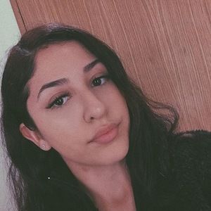 Meet your Posher, Kassandra